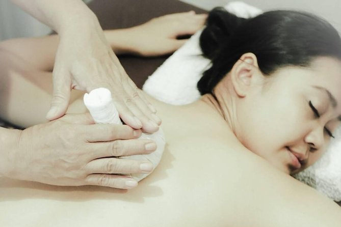 1.5 Hours Traditional Thai Massage with Herbal Compress - Free Transportation - A cool towel and tea set the tone