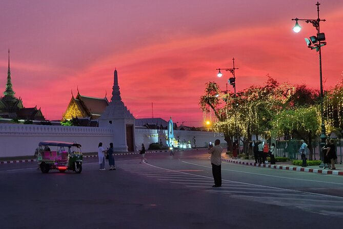 2 Hour Electric Tuk Tuk Cultural Tour of Bangkok - Phra Pok Klao Bridge and the 360-degree view