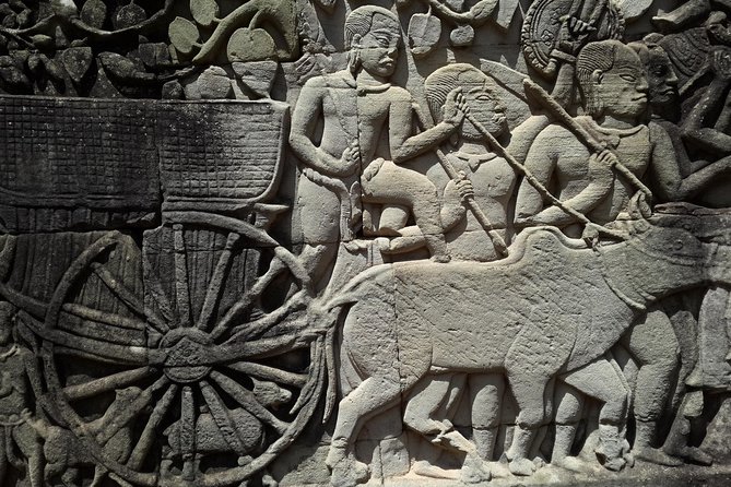 4 Days Expedition From Bangkok to Angkor Wat - Guides, vehicles, and the private format
