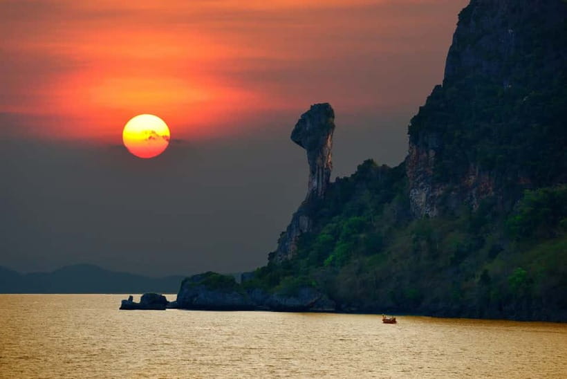 7 Islands sunset tour plus bioluminescent plankton + BBQ - What the $41 price really covers