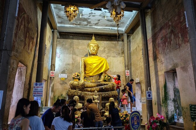 Amphawa Floating & Maeklong Railway Train Market (Small Group) - Is $42 good value?