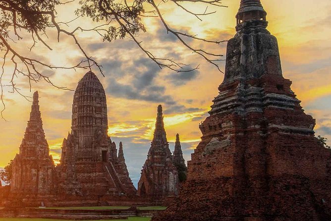Ancient Wonders of Ayutthaya with Return Scenic River Cruise - Buffet lunch: useful, filling, but not guaranteed to impress