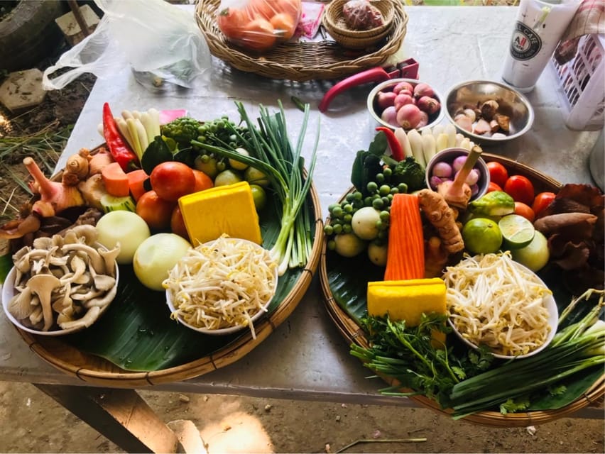 Ao Nang: Authentic Thai Local Cooking Class - Eating together, Thai family style