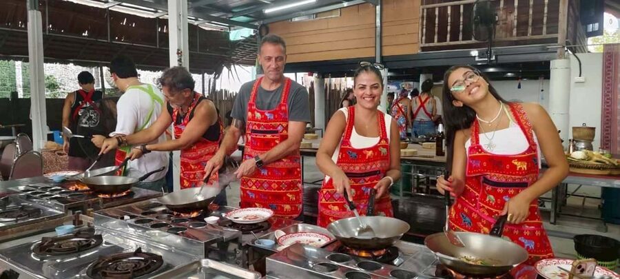 Ao Nang: Authentic Thai Local Cooking Class - Comfort, timing, and practical limits