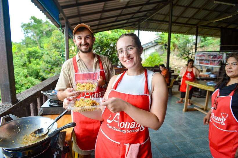 Ao Nang: Half-Day Thai Cooking Class Krabi Province - Choosing your menu: morning, afternoon, or dinner