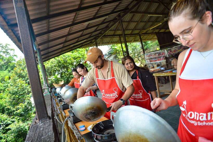Ao Nang: Half-Day Thai Cooking Class Krabi Province - Timing, age limits, and who should book