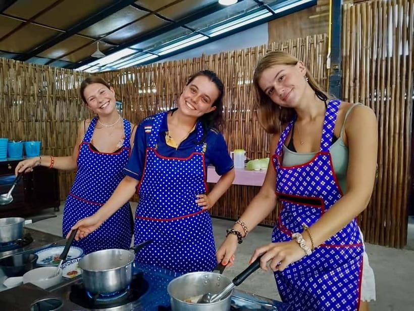 Ao Nang: Hands-on Learn to Cook 3 Popular Thai's street food - Eating your own three-course meal