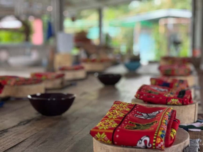 Ao Nang: Hands-on Learn to Cook 3 Popular Thai's street food - The first choice: soup with Thai character