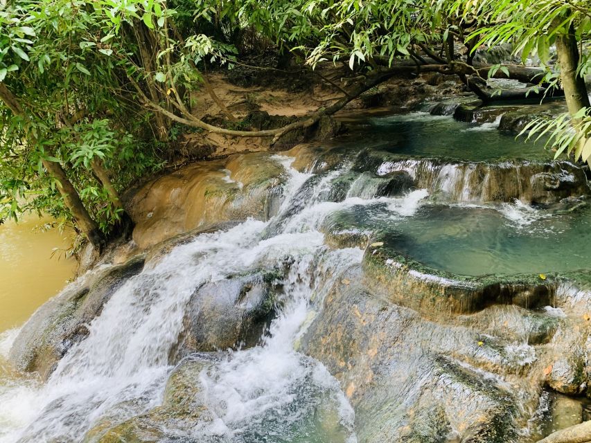 Ao Nang: Hot Spring, Emerald Pool & Tiger Cave Temple Tour - Thai lunch brings a welcome pause