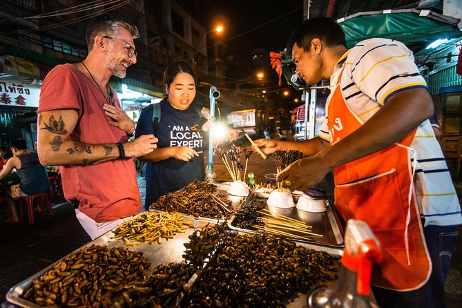 Authentic Street Food Tour in China Town Bangkok - Kuan Yim Shrine and the cultural side