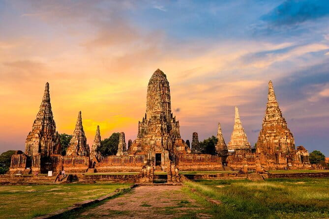 Ayutthaya, Damnoen Floating & Maeklong Railway Market Day Tour - Transport, meals, and the true cost of the day