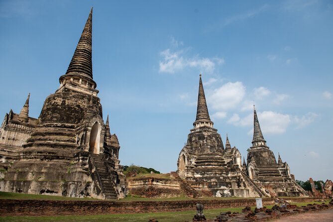 Ayutthaya, Maeklong Railway, Damnoen Saduak Floating Market - Why this route works from Bangkok