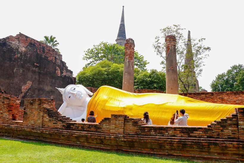 Ayutthaya One Day: Famous Temples & Bang Pa-In Palace Tour - Practical advice for a smoother day