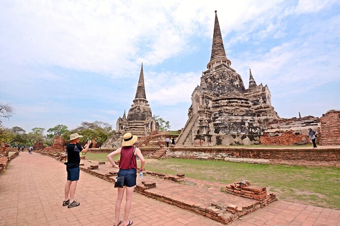 Ayutthaya Sunset Tour: UNESCO Temples & Peaceful River Cruise - What the route shows from the water