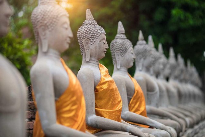 Ayutthaya Sunset Tour: UNESCO Temples & Peaceful River Cruise - Wat Yai Chai Mongkol, the tour’s calm opening