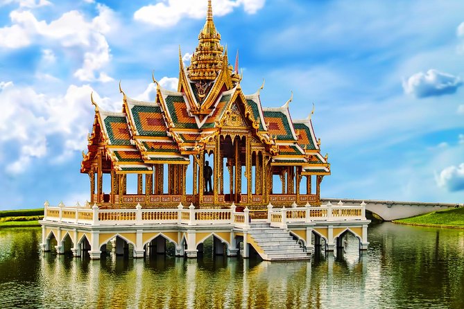 Ayutthaya Temples and Ayothaya Floating Market From Bangkok - Meeting at Robinson Sukhumvit at 9:50 a.m.