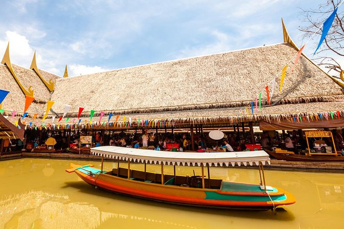 Ayutthaya Temples and Ayothaya Floating Market From Bangkok - Ayothaya Floating Market and Elephant Village