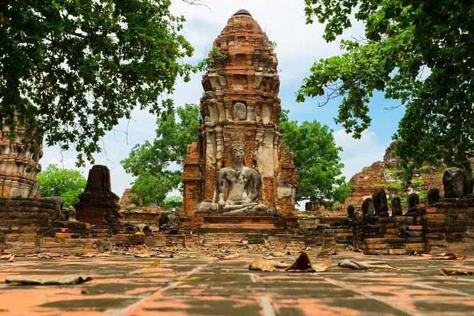 Ayutthaya Temples and Ayothaya Floating Market From Bangkok - Wat Phra Si Sanphet, the old royal temple