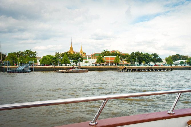 Ayutthaya Temples Tour from Bangkok with Grand Pearl River Cruise - Wat Phra Sri Sanphet and the old royal center