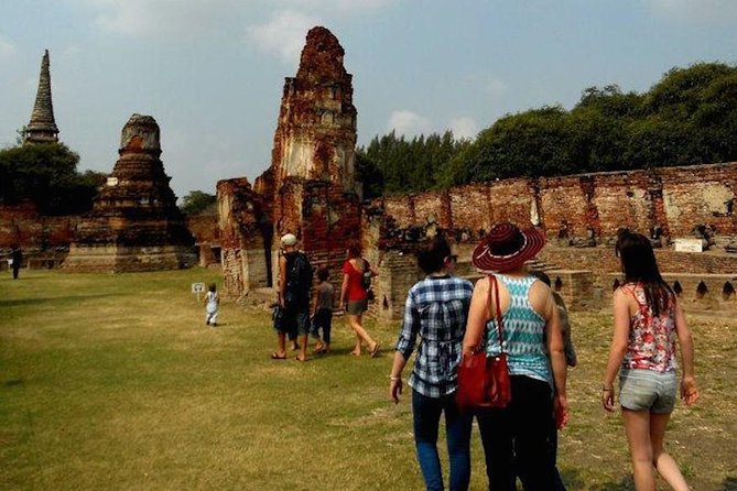 Ayutthaya UNESCO Temples Group Tour with Lunch - Small group, but check your expectations