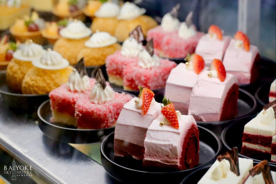 Baiyoke 82nd Floor Crystal Grill Buffet & Observation Deck - What the $49 price really covers
