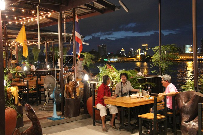 Bamboo Bicycle Tour in twilight: watch dancing Fireflies in Bangkok - Searching for fireflies along the river