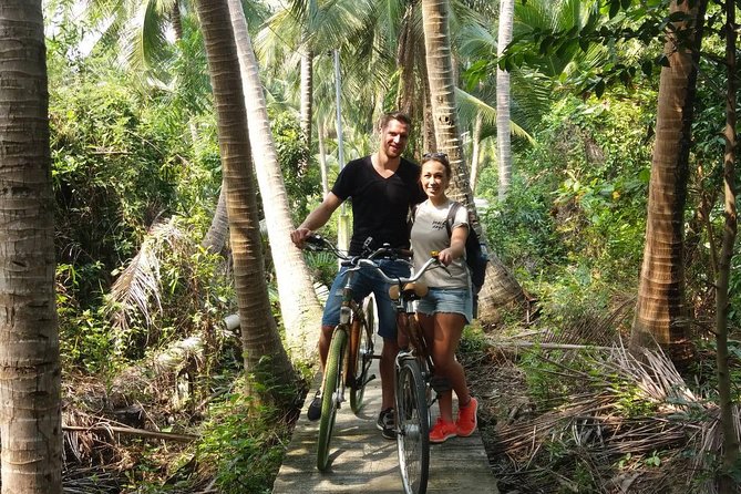 Bamboo Bicycle Tour in twilight: watch dancing Fireflies in Bangkok - Who will enjoy this evening most