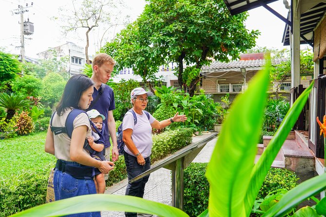Bang Rak Backstreets: Local Bites & Culture Walking Tour - Why Bang Rak makes a good food walk