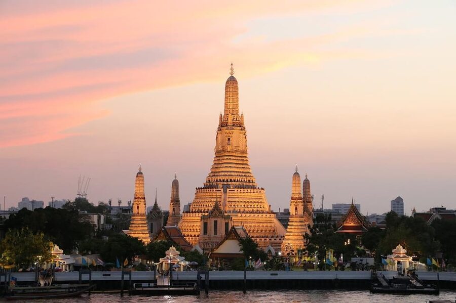 Bangkok: A 4 Hours Tuk Tuk Sightseeing Tour Iconic Landmarks - Starting at BTS Saphan Taksin