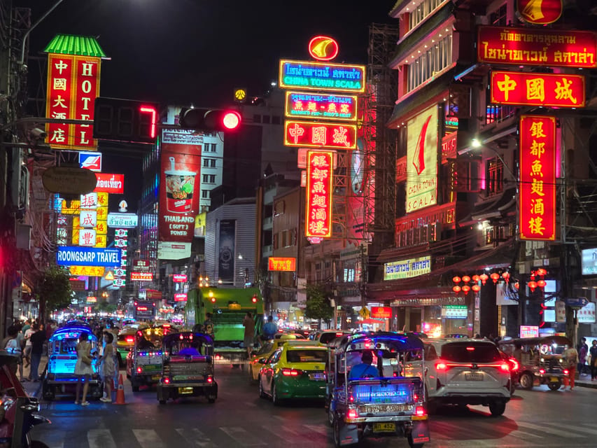 Bangkok: A 4 Hours Tuk Tuk Sightseeing Tour Iconic Landmarks - Tuk tuk travel through central Bangkok