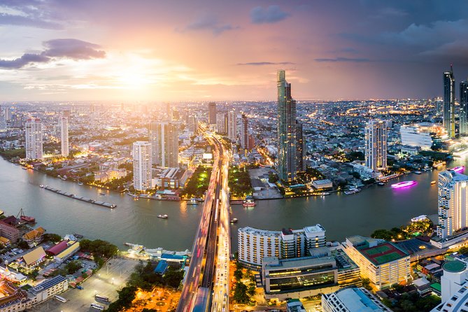 Bangkok Airport Arrival – Shared Transfer - The Shared Vehicle and the Ride Into Bangkok