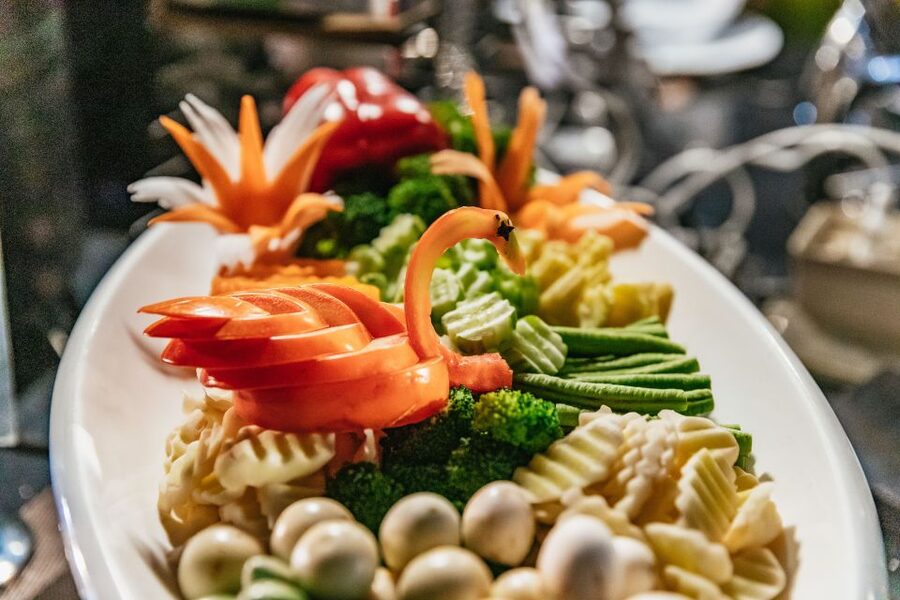 Bangkok: Alangka Luxury Buffet Dinner Cruise With Live Music - Is $31 good value?