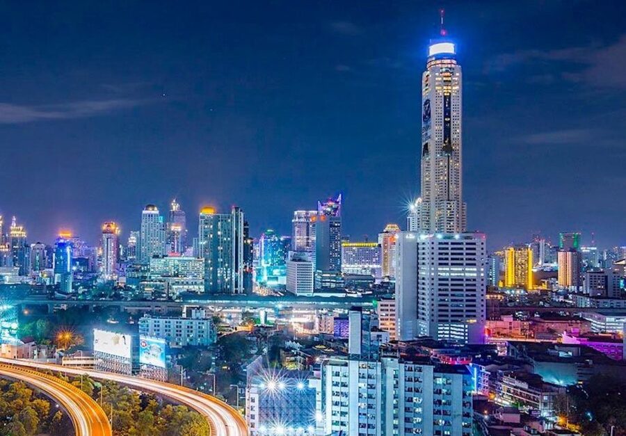 Bangkok: Baiyoke Observation Deck with Lunch/Dinner Buffet - Service, organization, and the overall feel
