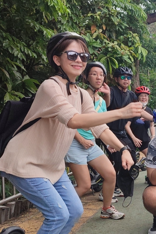 Bangkok: Bang Kachao E-Scooter Jungle Tour - Learning the e-scooter before the ride begins