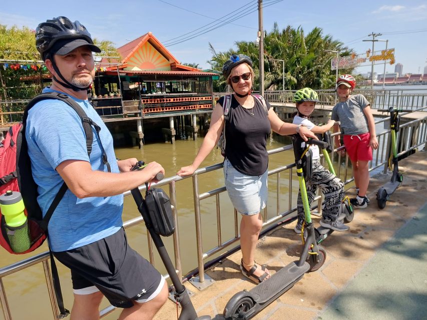 Bangkok: Bang Kachao E-Scooter Jungle Tour - An unexpected Muay Thai stop