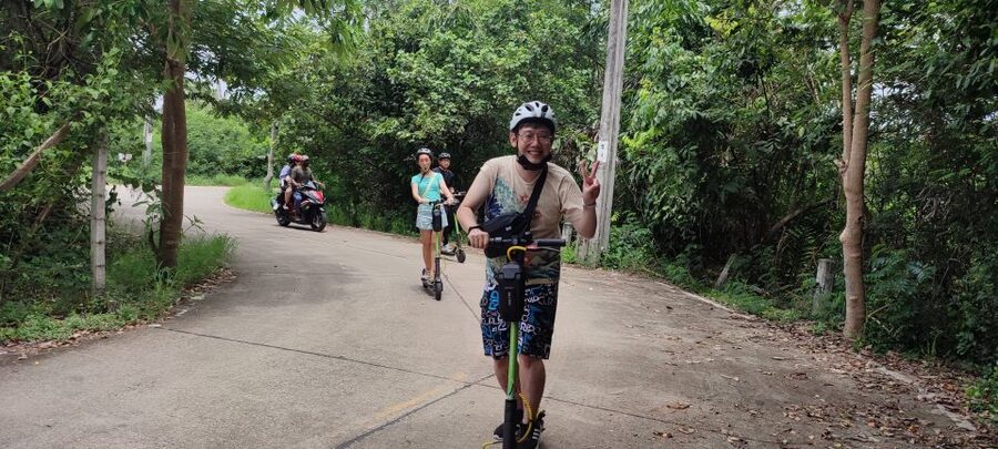 Bangkok: Bang Kachao E-Scooter Jungle Tour - Meeting at Wat Khlong Toei Nok Pier