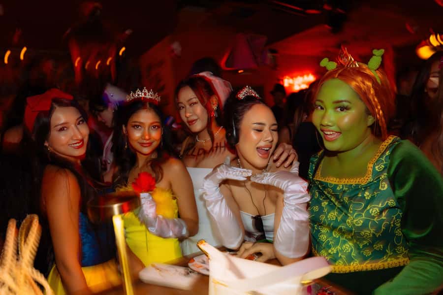 Bangkok: Bar and Club Crawl - Why the private transport matters after midnight