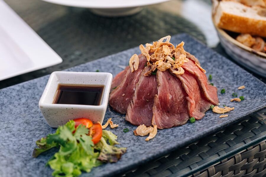 Bangkok: Barracuda Rooftop Bar Akara Hotel - Who will enjoy Barracuda Rooftop Bar?