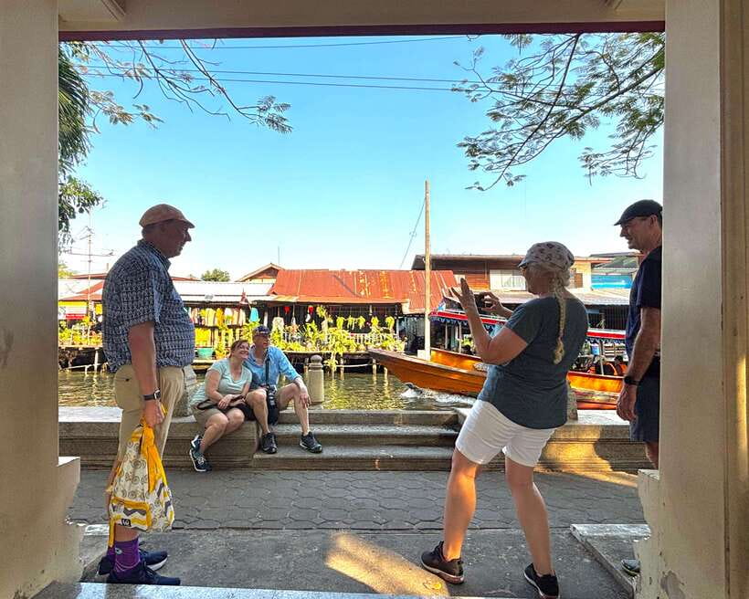Bangkok: Bike, Boat & Food Tour in Thonburi - Wat Paknam and Wat Khun Chan