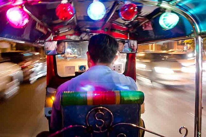 Bangkok by Night Tuk Tuk Tour: Markets, Temples & Food - Wat Pho and Bangkok’s temples after dark