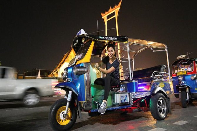 Bangkok by Night Tuk Tuk Tour: Markets, Temples & Food - The practical side of a tuk-tuk evening
