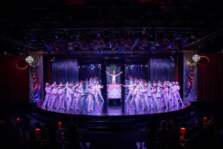 Bangkok: Calypso Cabaret & Dinner Cruise with Hotel Transfer - Why this Bangkok night package works