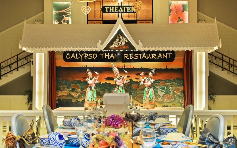 Bangkok: Calypso with Thai Classical Dance - Who will get the most from this evening