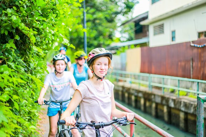 Bangkok Canal Tour by Boat and Bike - Wat Hong Rattanaram and the Thonburi side