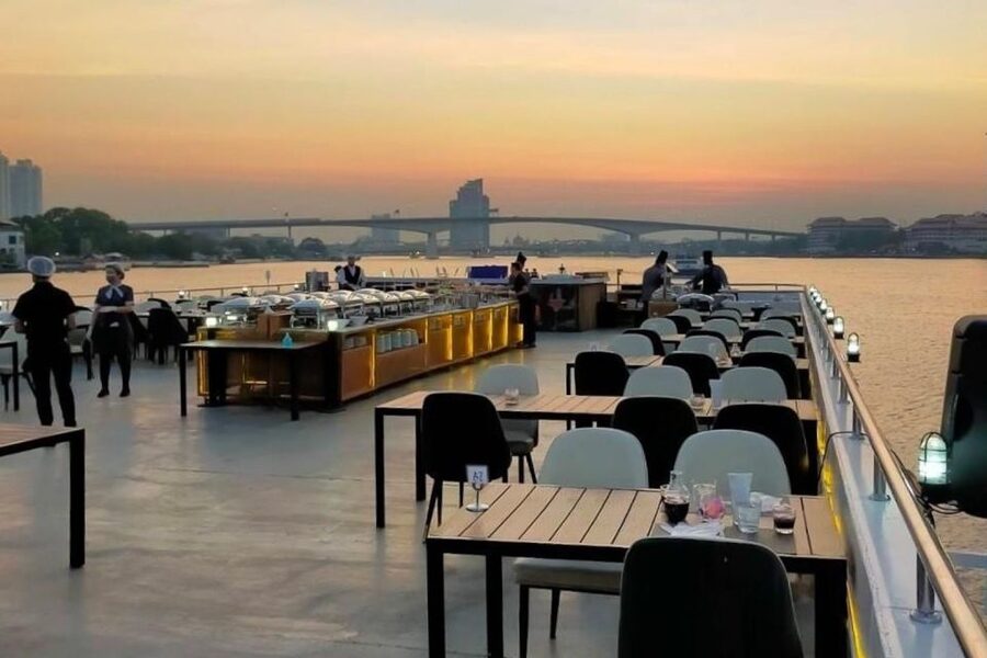 Bangkok: Chao Phraya Buffet Dinner Viva Alangka Cruise - Value at $31 per person