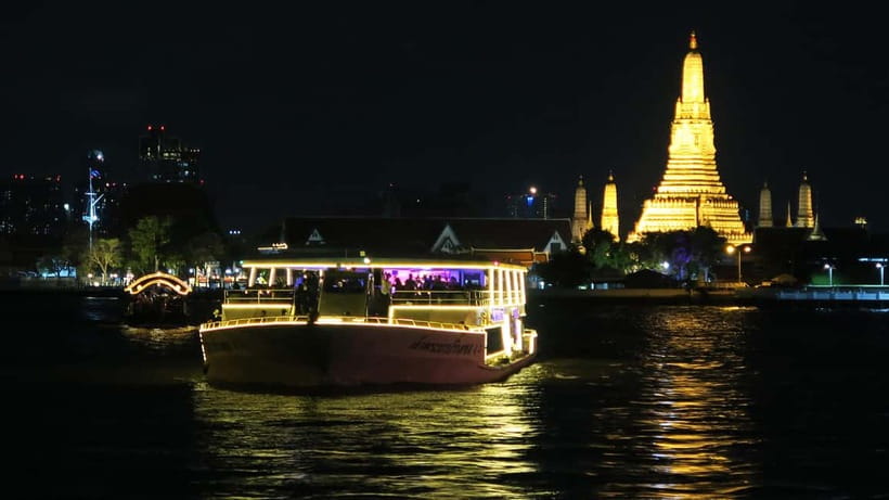 Bangkok: Chao Phraya Princess Dinner Cruise & Hotel Transfer - Reaching ICONSIAM and finding the boat
