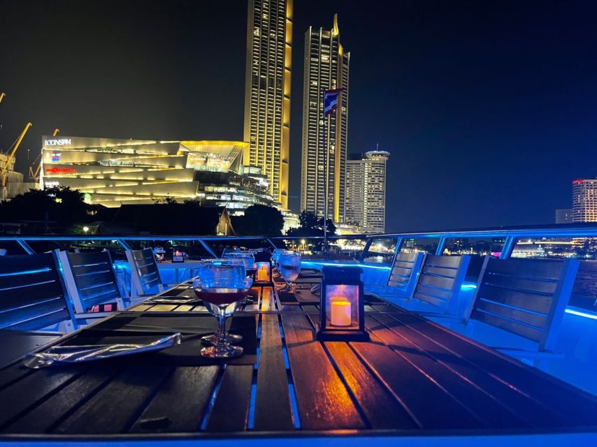 Bangkok: Chao Phraya River Buffet Dinner Cruise - Starting at ICONSIAM after dark