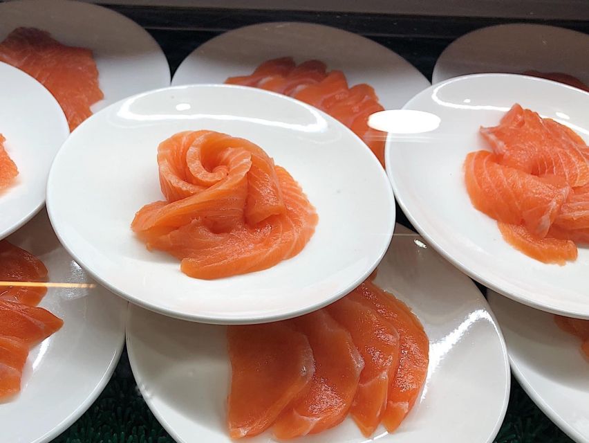 Bangkok: Chao Phraya River Buffet Dinner Cruise - Small choices that improve the evening