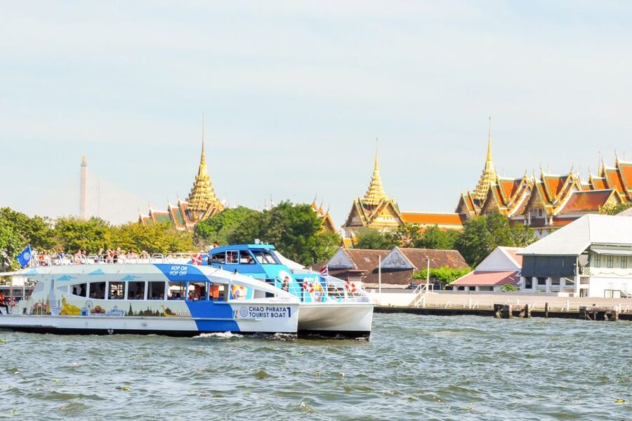 Bangkok: Chao Phraya River Hop-on Hop-off Boat - Riding the double-decker boat