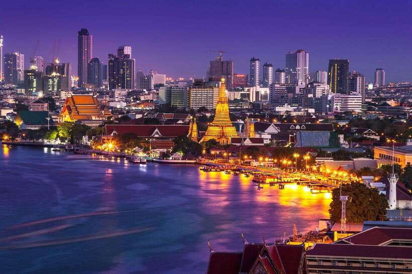 Bangkok: Chao Phraya River Meridian Cruise with Buffet - Starting at ICONSIAM
